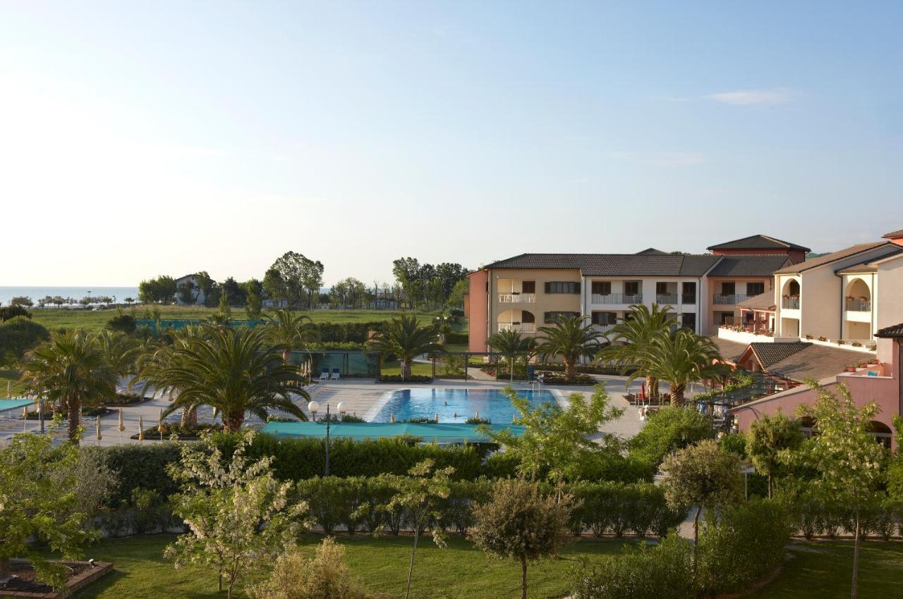 Hapimag Resort Scerne di Pineto Esterno foto